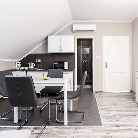 Gardi Apartman Szekszard Luaran gambar