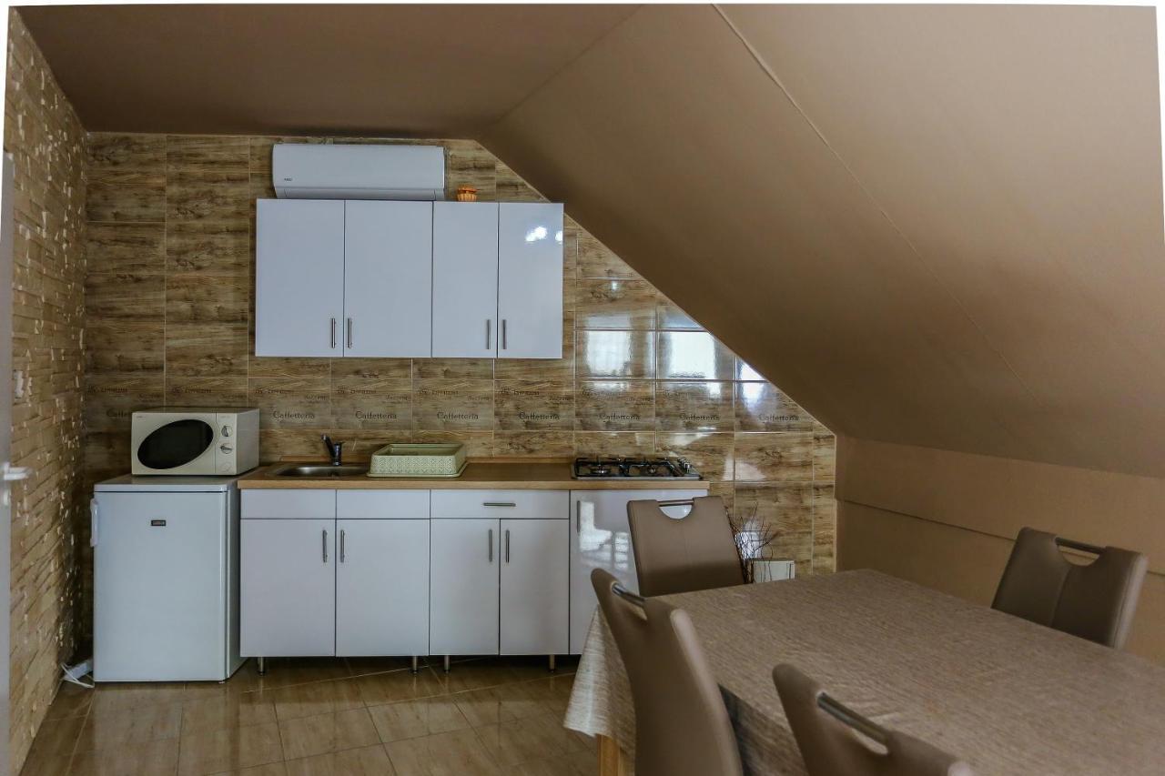 Gardi Apartman Szekszard Luaran gambar