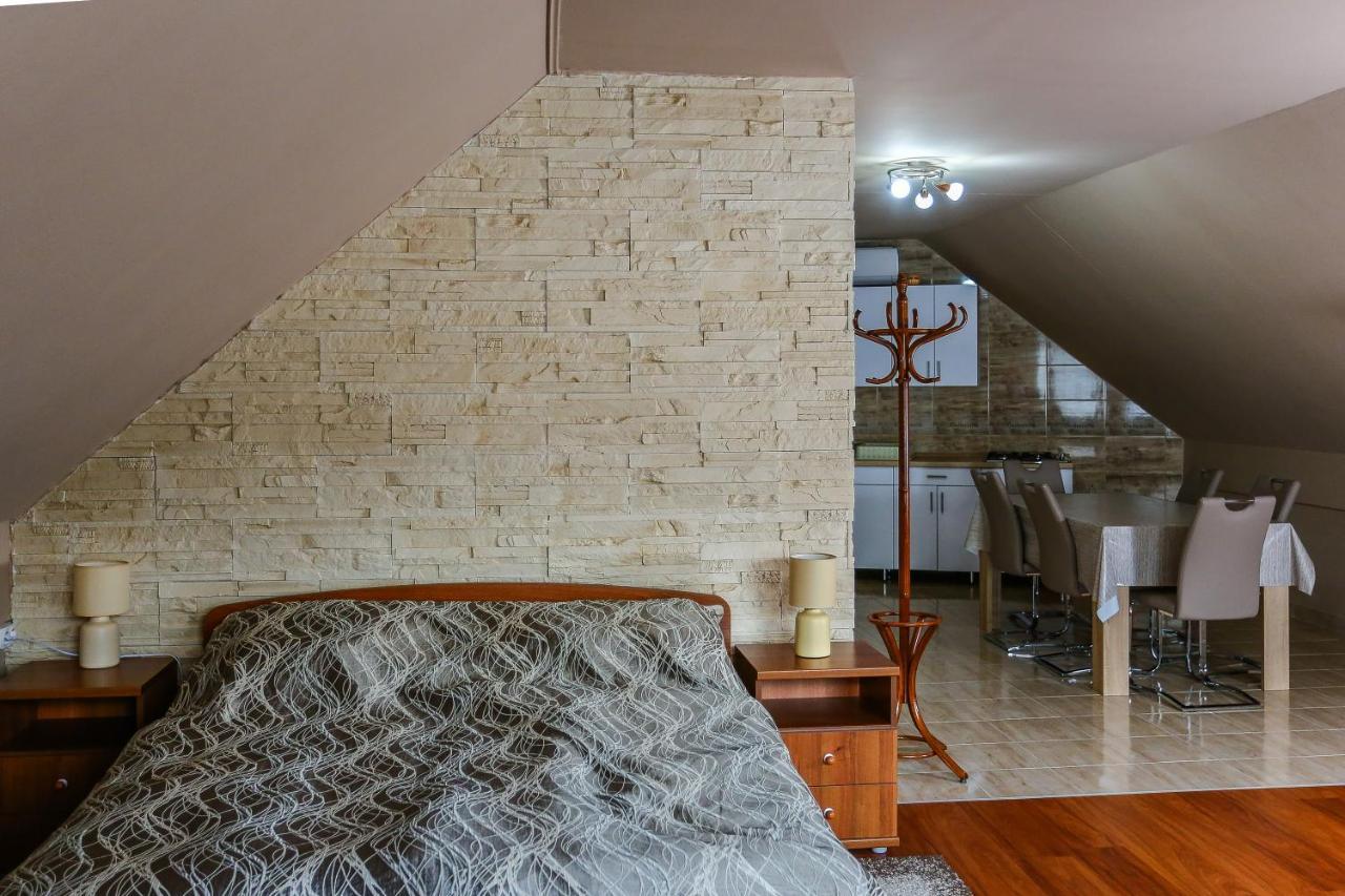 Gardi Apartman Szekszard Luaran gambar