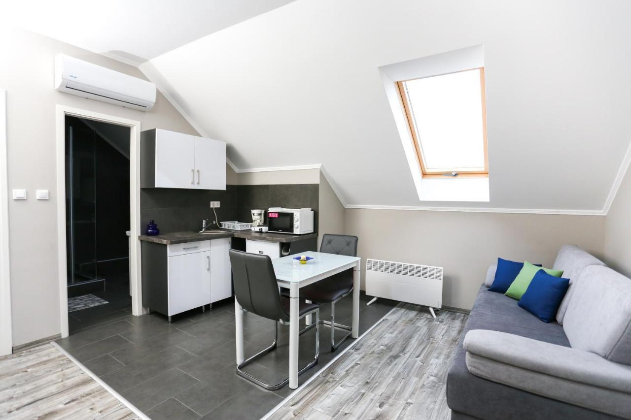 Gardi Apartman Szekszard Luaran gambar