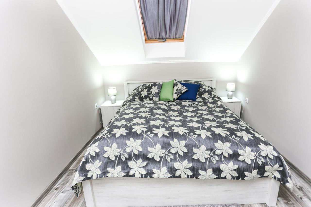 Gardi Apartman Szekszard Luaran gambar