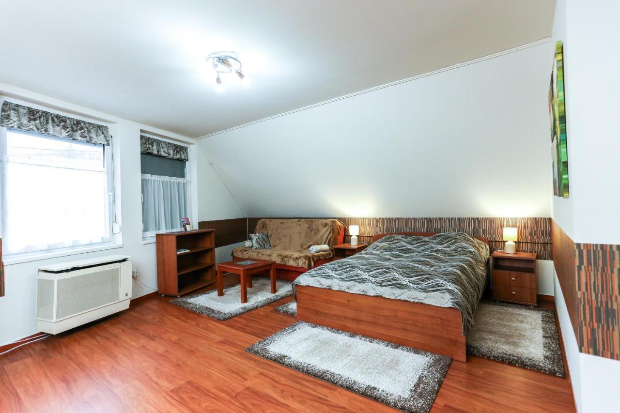 Gardi Apartman Szekszard Luaran gambar