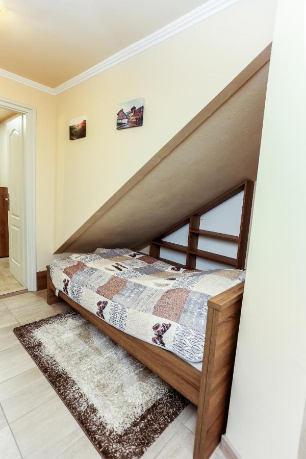 Gardi Apartman Szekszard Luaran gambar