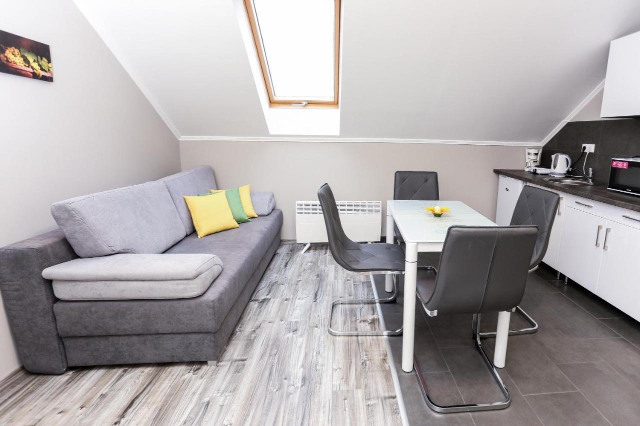 Gardi Apartman Szekszard Luaran gambar