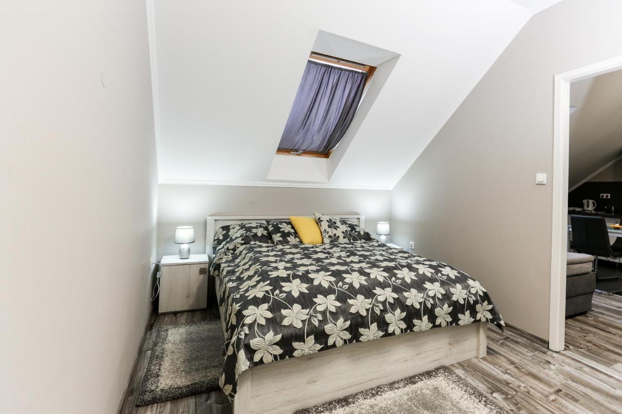 Gardi Apartman Szekszard Luaran gambar