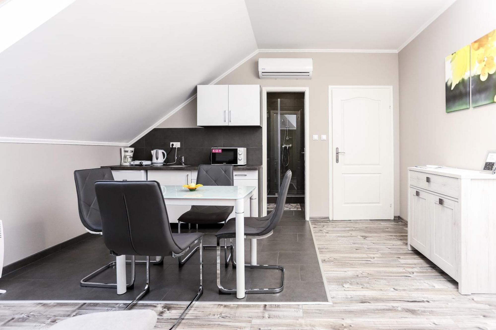 Gardi Apartman Szekszard Luaran gambar